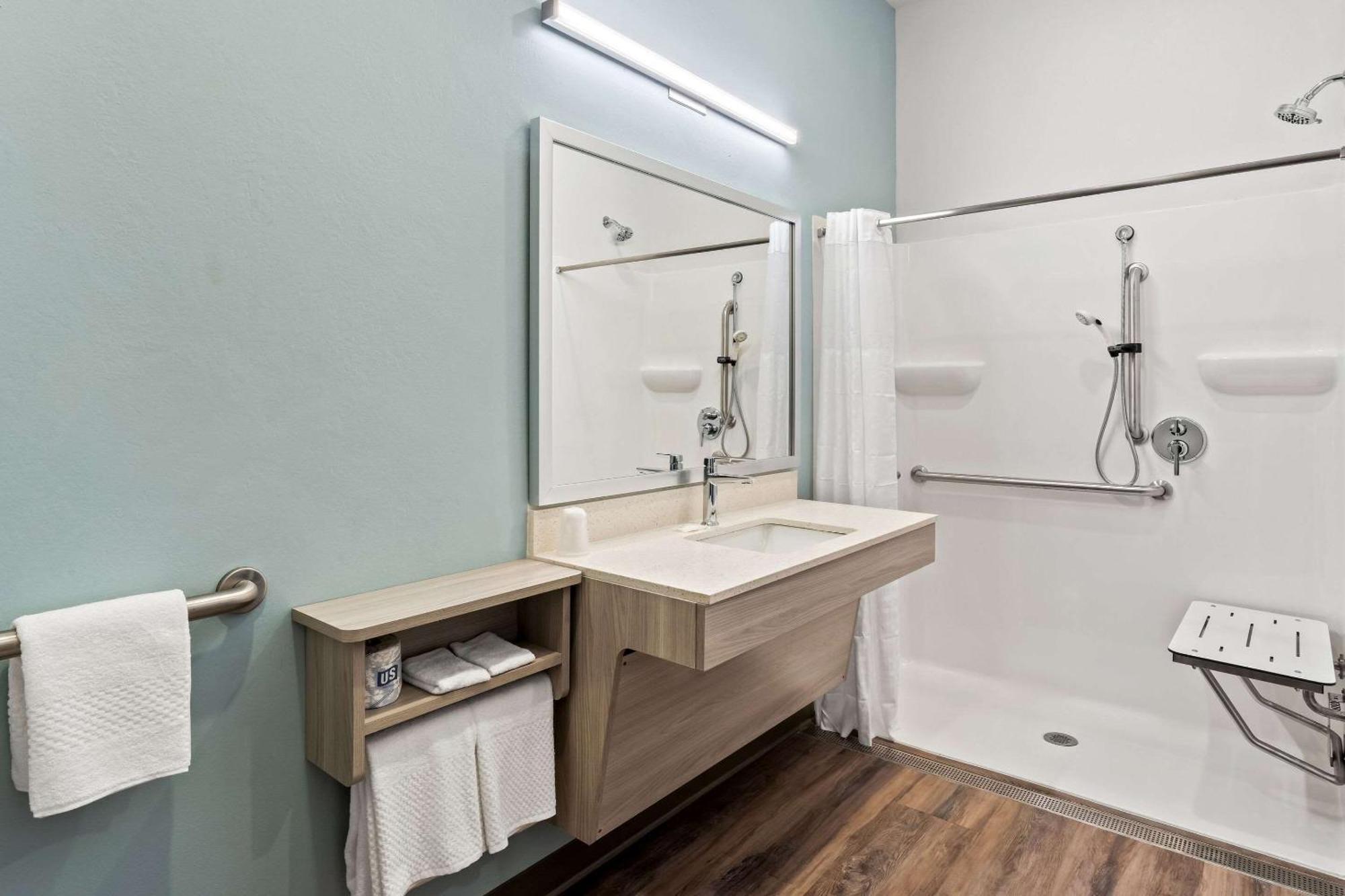 Woodspring Suites Easton Nazareth Kültér fotó